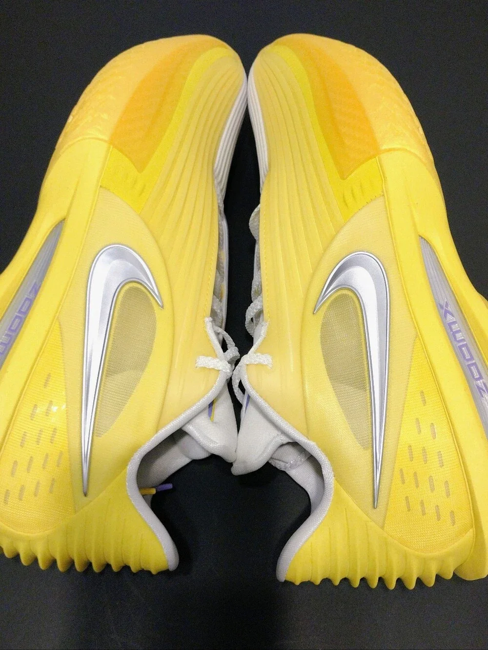 Nike Air Zoom GT Cut 3 Turbo Men's 10.5 Basketball Sneakers Lt Purple/Yellow